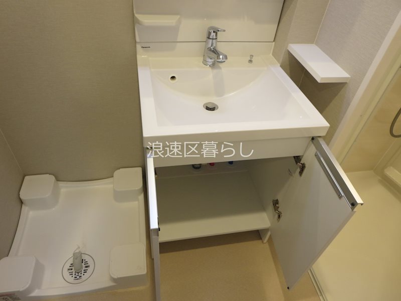 THE  MUSIC  COURT その他