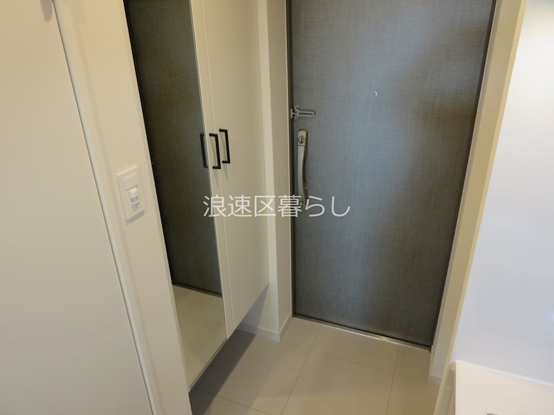 THE  MUSIC  COURT その他