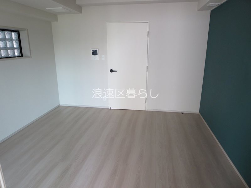 THE  MUSIC  COURT その他