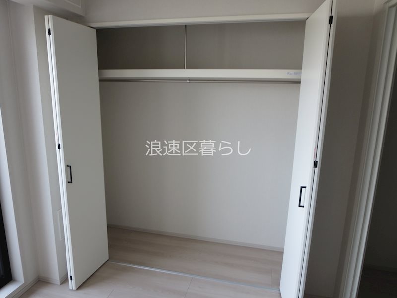 THE  MUSIC  COURT その他