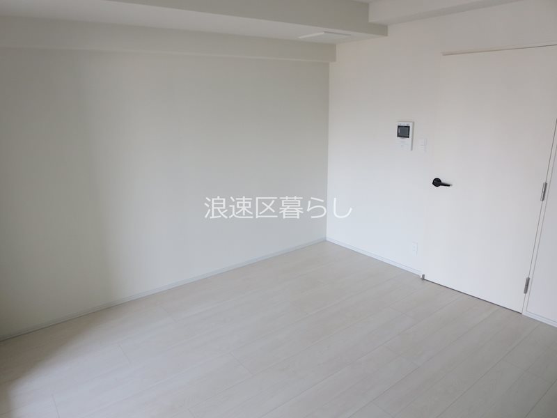 THE  MUSIC  COURT その他