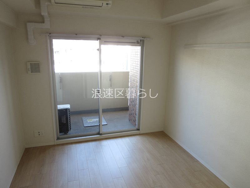 プレサンス難波元町 リビング