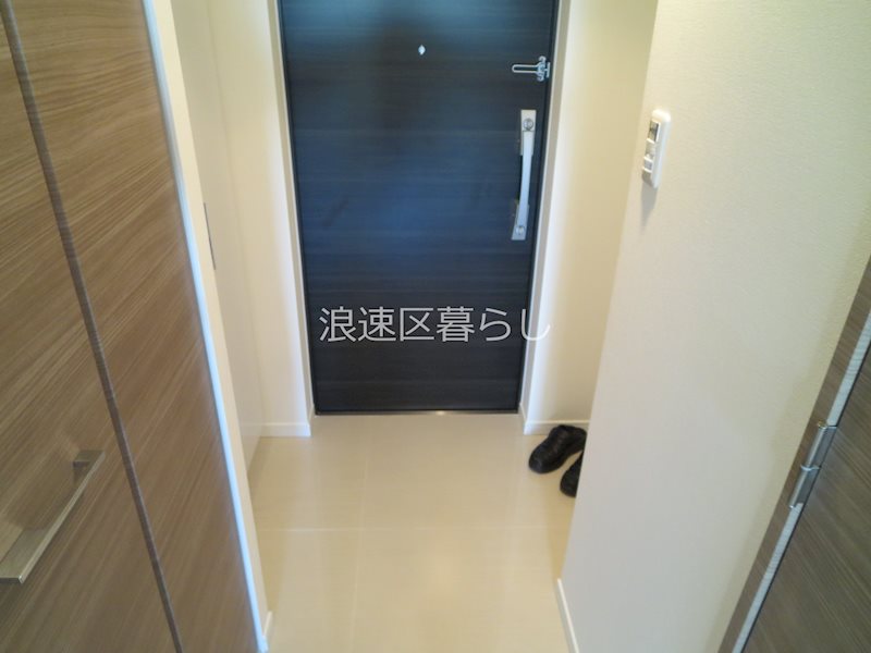 S-RESIDENCE難波Briller 玄関