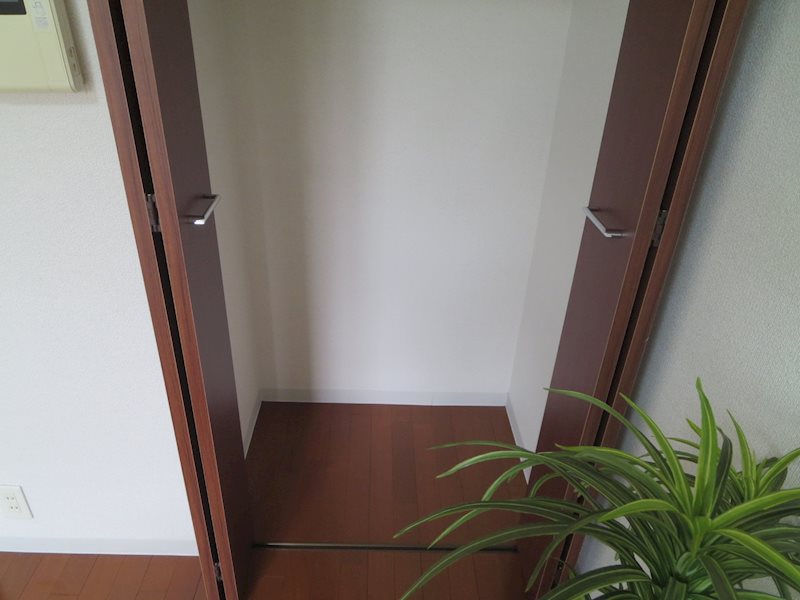 ＳＷＩＳＳ難波西 その他