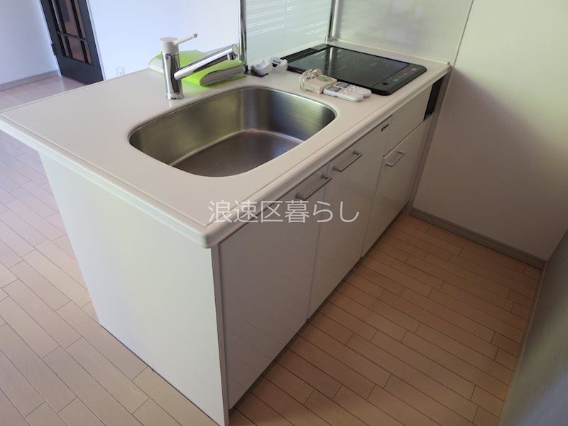 インボイス難波南レジデンス キッチン