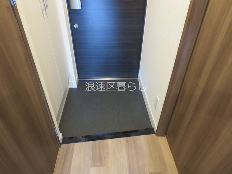 スプランディッド難波ＷＥＳＴ 玄関