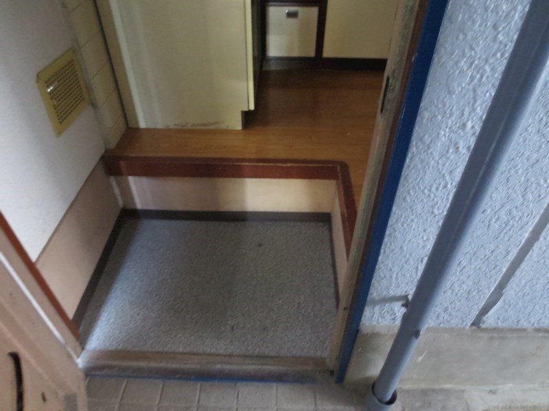 梅本マンション 玄関