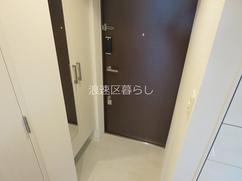 エスリードレジデンス大阪難波 玄関