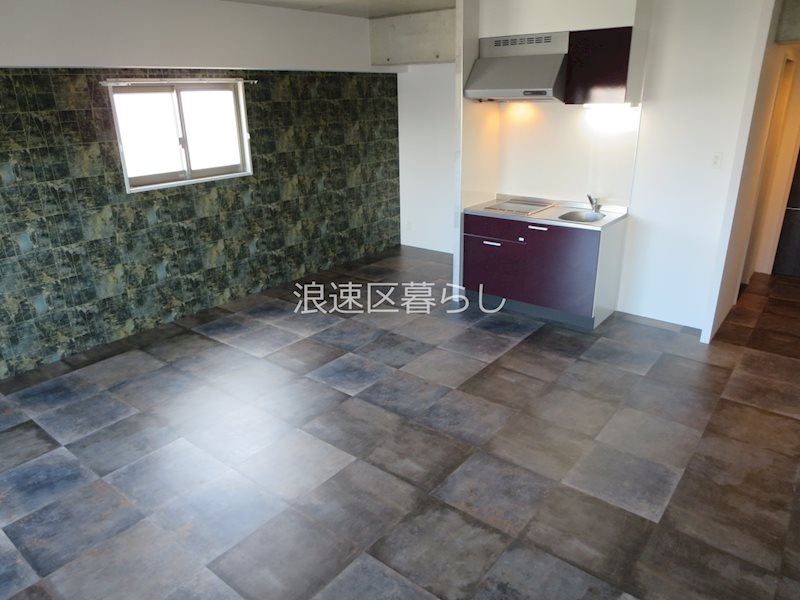 Wolf Pack Apartment その他