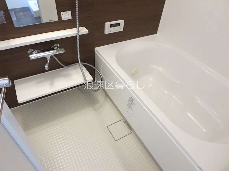 Wolf Pack Apartment 風呂画像