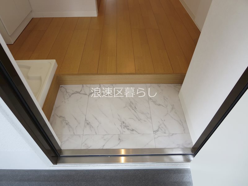 エフエルレジデンス心斎首府 玄関