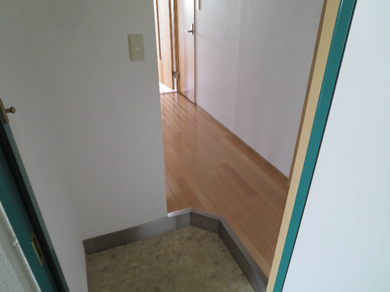ジェイプライド難波南 玄関