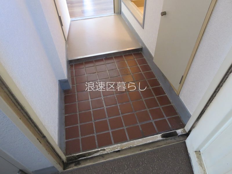 サントピア新今宮 玄関