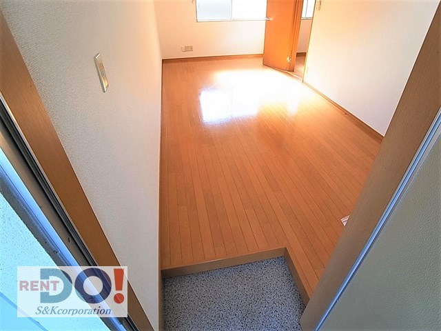 土居アパート 玄関