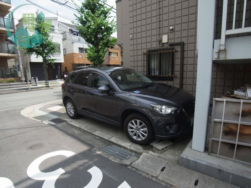 アネックス御影 駐車場