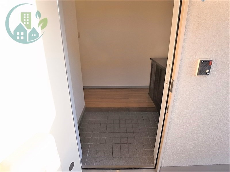 ハイム屋敷本 玄関