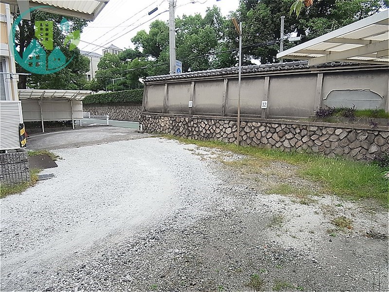 甲南ハイツ 駐車場