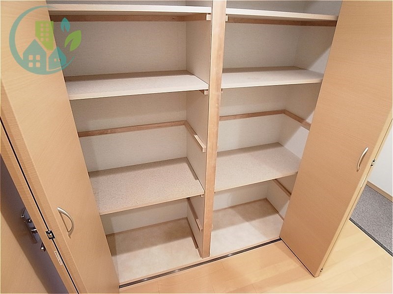 モンテルーチェ甲南 収納