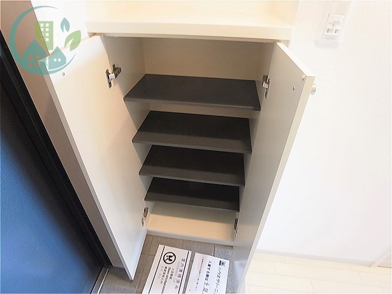 アクロス神戸住吉ステーションロフト 収納