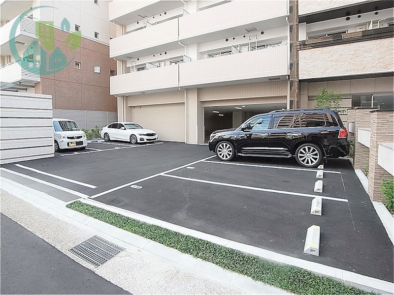 スプランディッド王子公園 駐車場