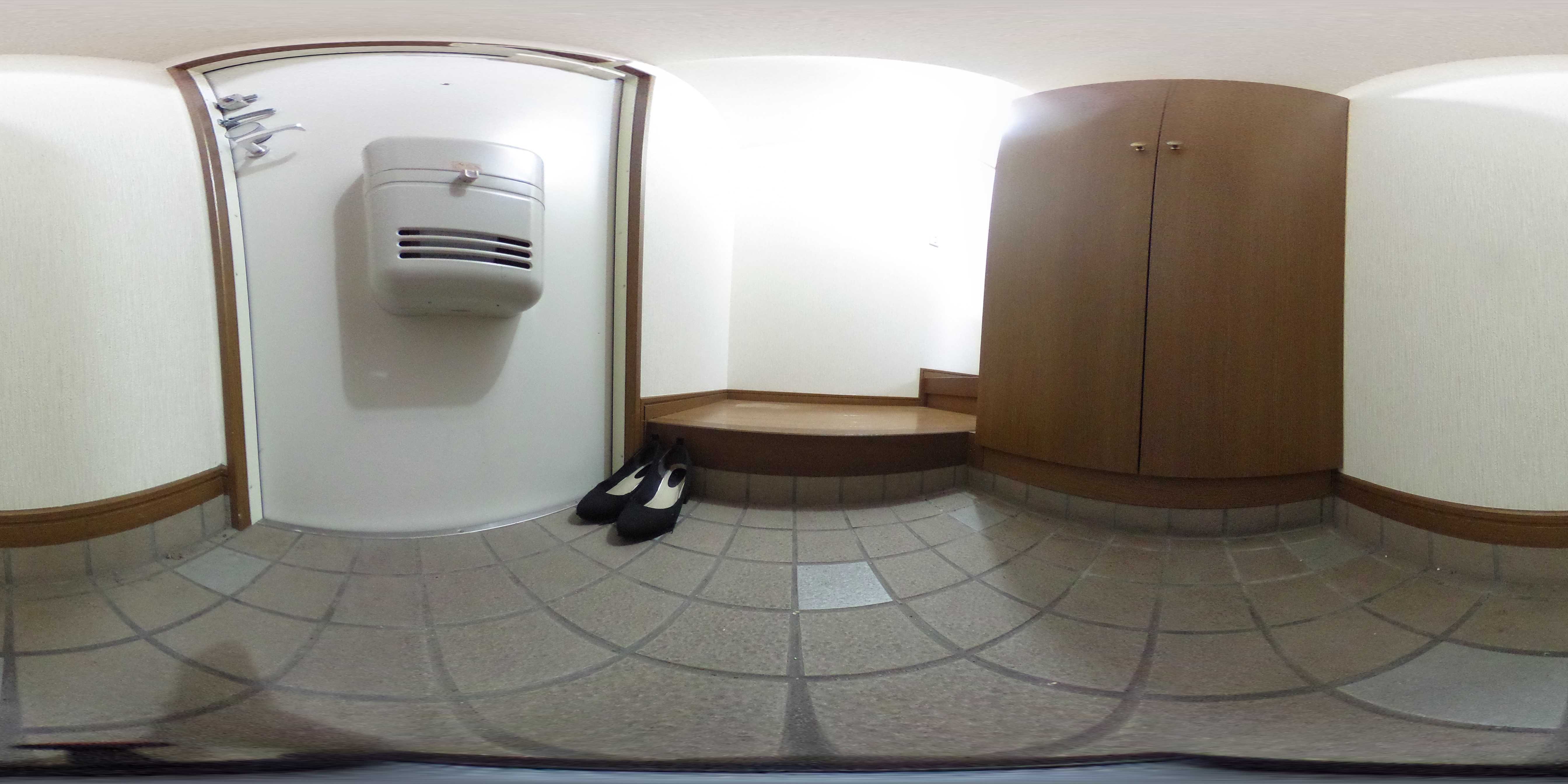 うえむらハイツ 玄関