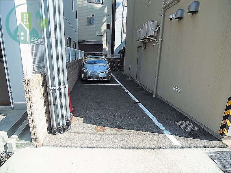 プライムライフ御影 駐車場