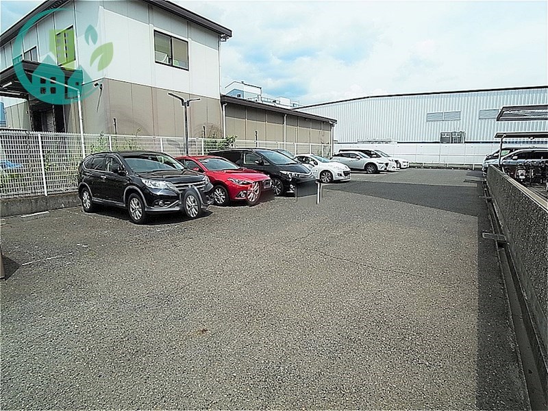 フロレセール南六甲 駐車場