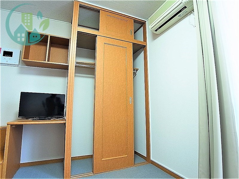レオパレスみかけ 収納