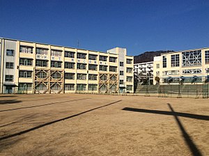 サンパティーク住吉 中学校