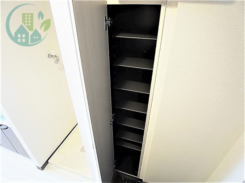 エントラール石屋川 収納