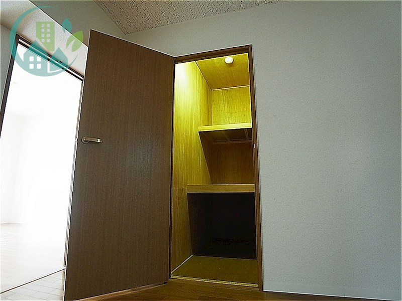 ラムール住吉 収納