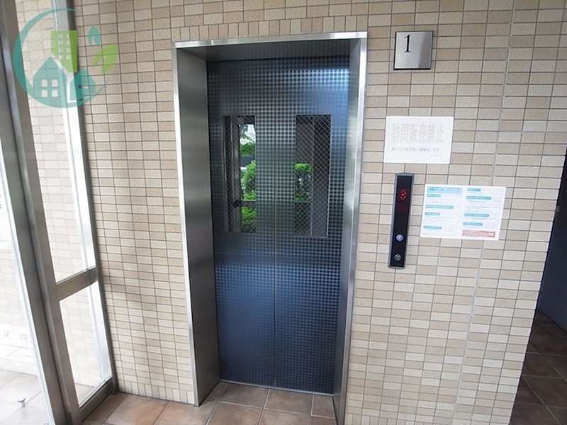 OZパレス エントランス
