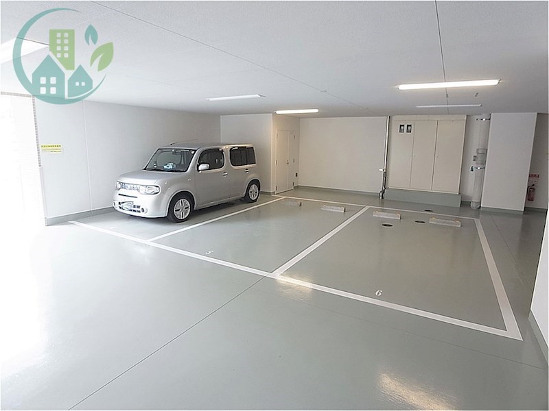 スプランディッド王子公園 駐車場