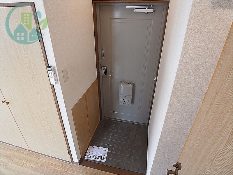 エスエスコート御影 玄関