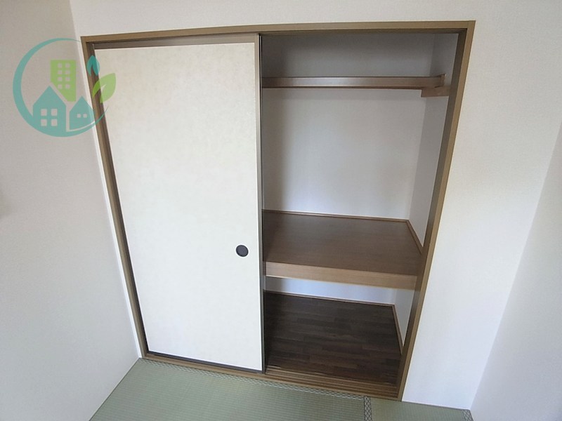 シャルマン岩屋 収納