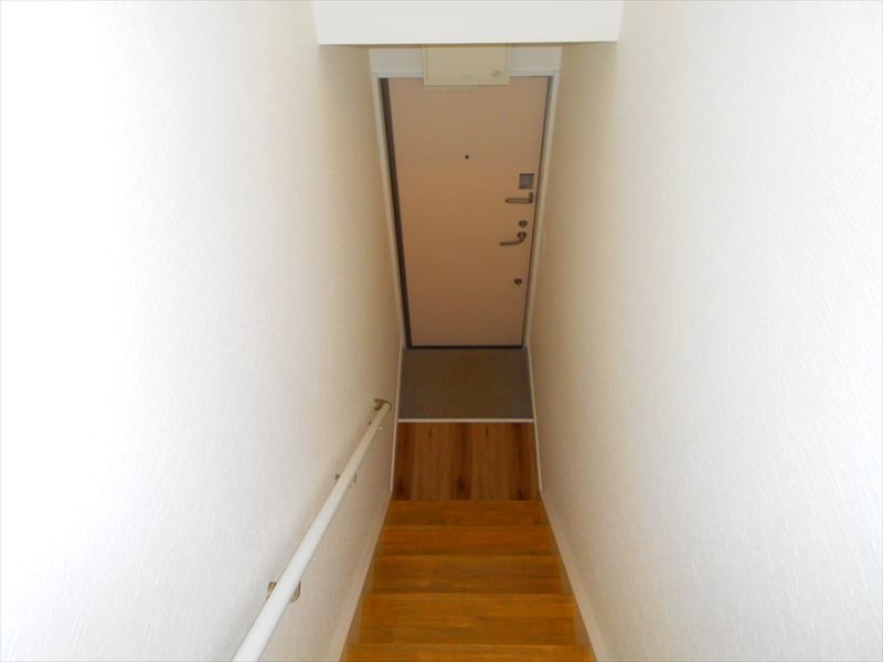 ヴィアラッテア 玄関