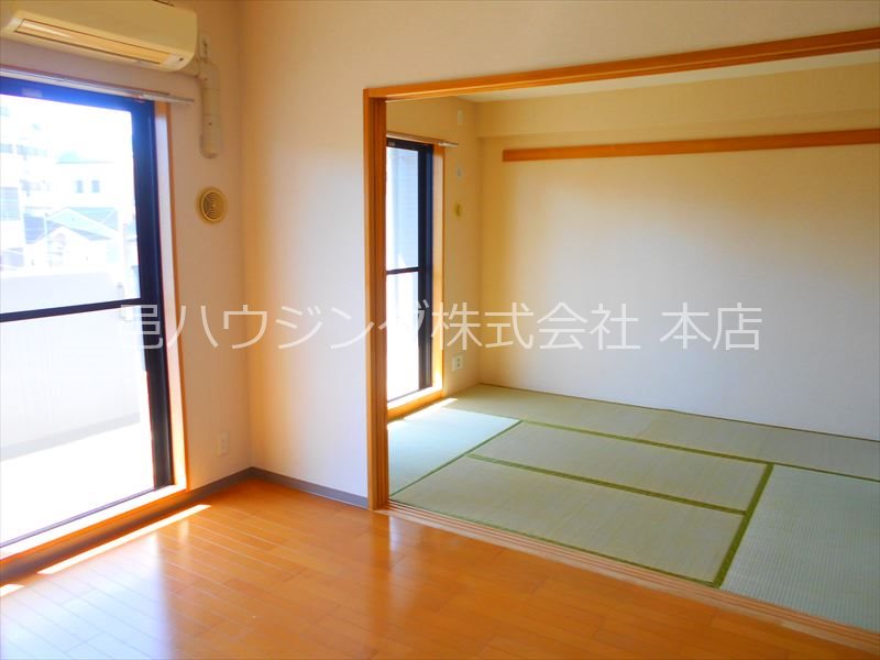 ファミーユ豊玉Ⅱ リビング