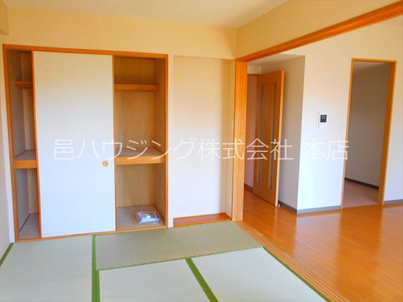 ファミーユ豊玉Ⅱ ベッドルーム