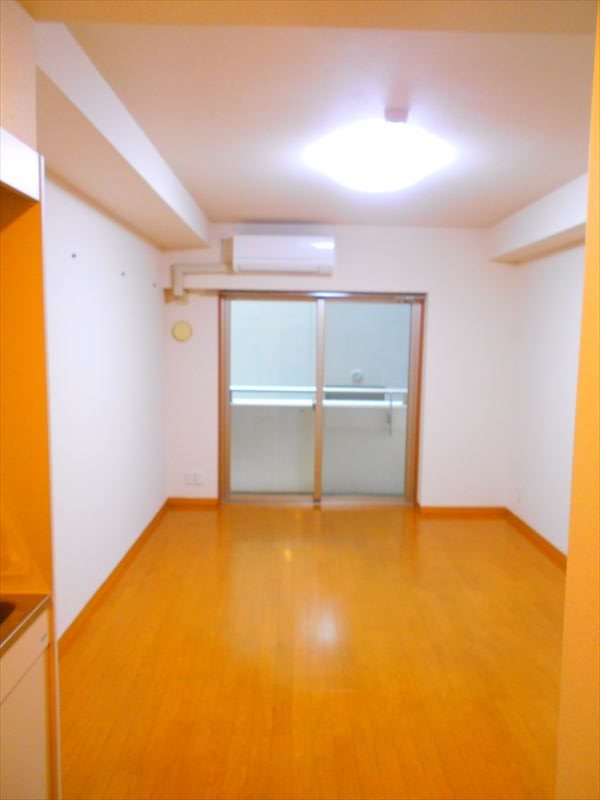 フェスシントミ  リビング