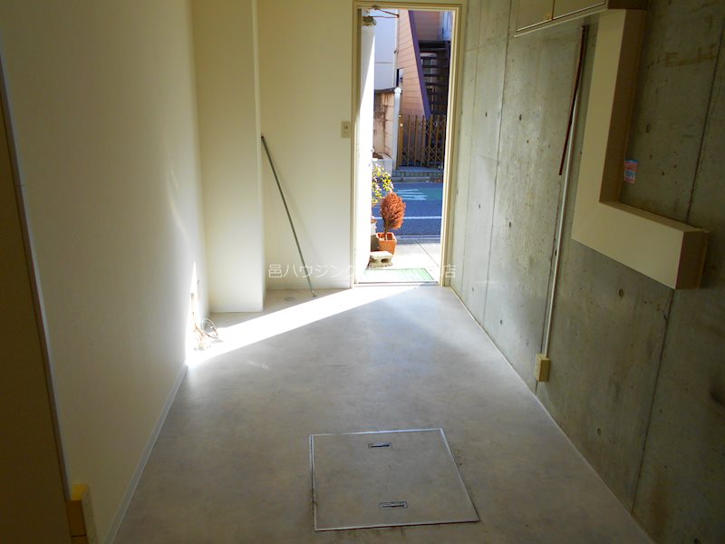 村上店舗・事務所 玄関