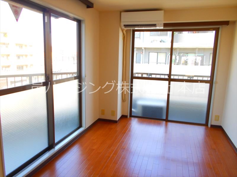 ラヴィール豊玉  リビング