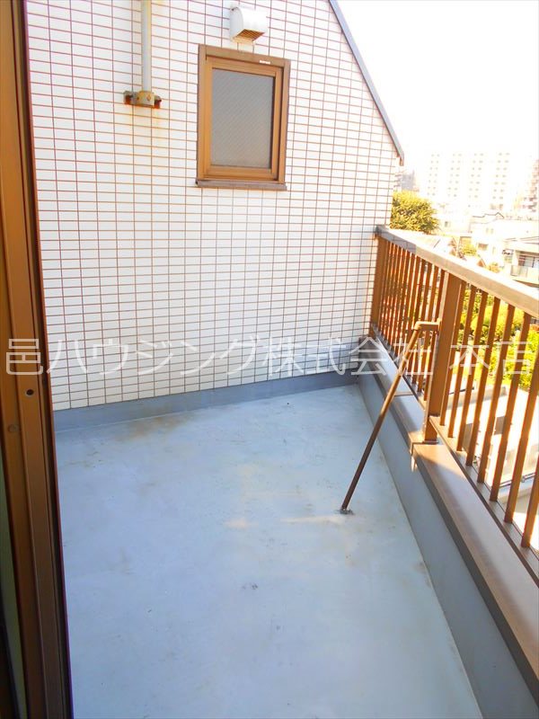 ラヴィール豊玉  ベランダ