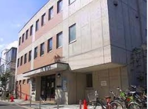 メゾン88 図書館