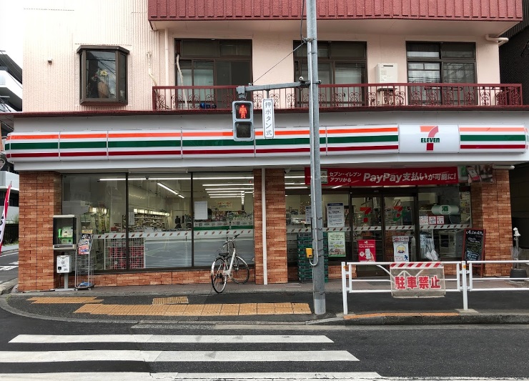アンジェラス コンビニ