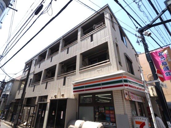 ヴァリ初台 外観