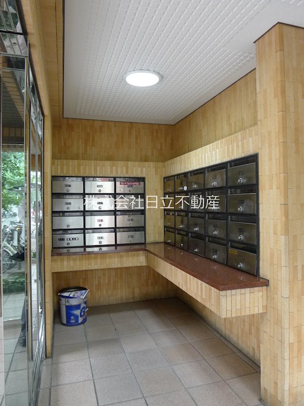 レジデンス小山ビル ロビー
