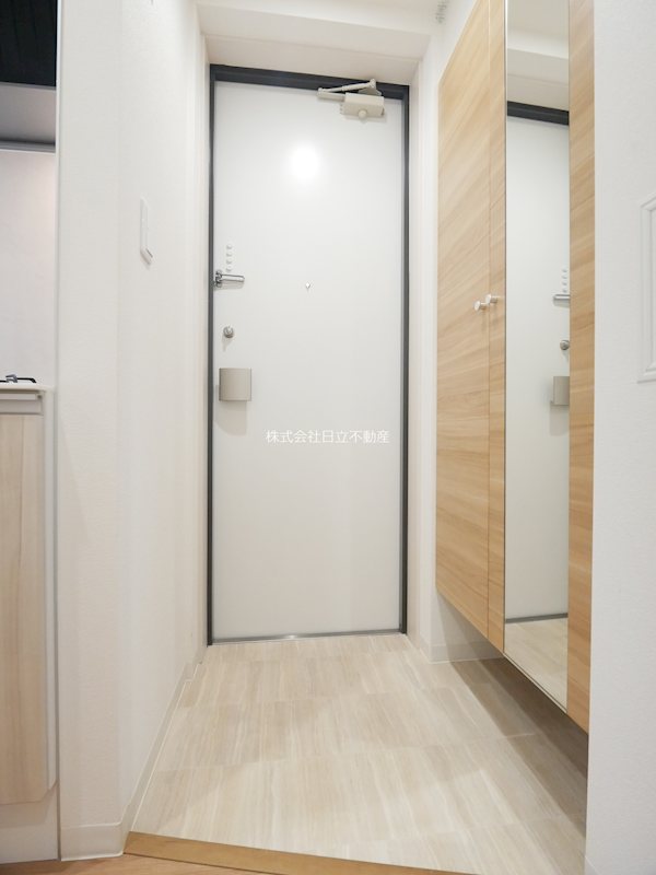 シャイニングマンション 玄関