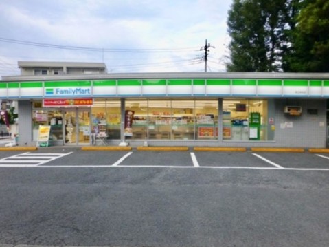 ガーデン都立家政 コンビニ
