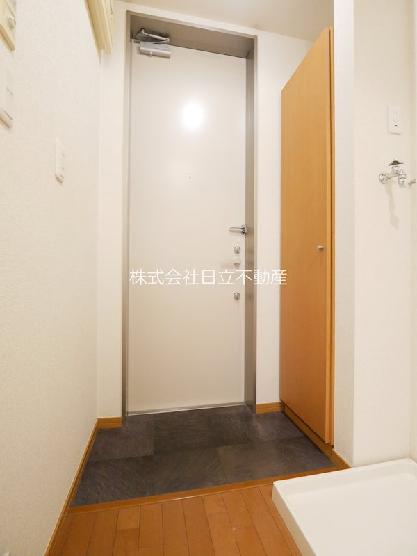 メゾン初台 玄関