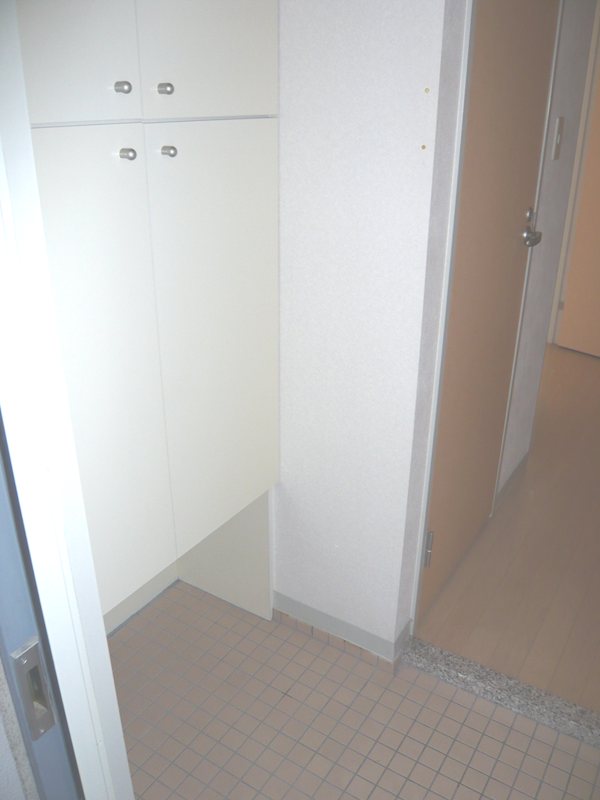 ＳＫ２０ビル 玄関